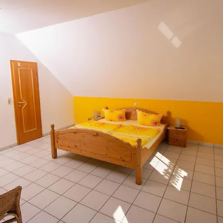 Weingut Christian Bucher Alojamento de Acomodação e Pequeno-almoço