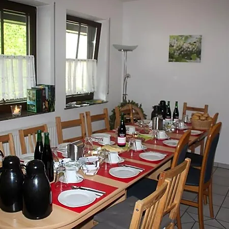 Alojamento de Acomodação e Pequeno-almoço Weingut Christian Bucher Burg (Bernkastel-Wittlich)