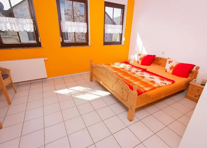 Weingut Christian Bucher 3* Burg (Bernkastel-Wittlich)